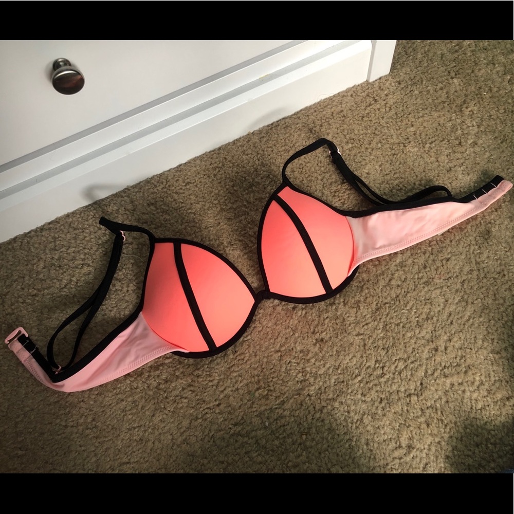 Victoria Secret Bikini Top 34B